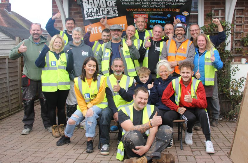  REGATTA BACKS BAND OF BUILDERS