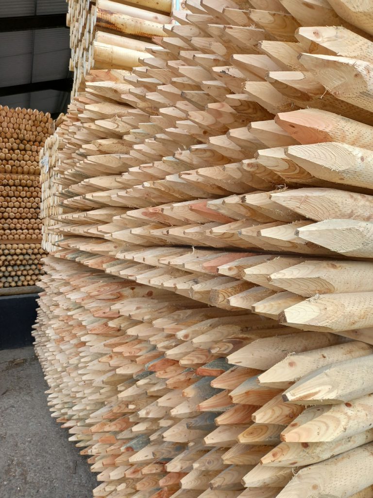 POSTING A SUCCESS STORY AT MOLE VALLEY FARMERS Fencing and