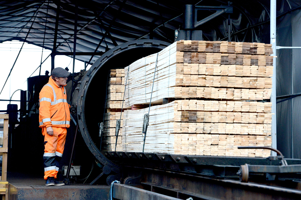 Uk Timber Processing NOW’S THE TIME FOR TIMBER IN UK CONSTRUCTION - Fencing and Landscaping News