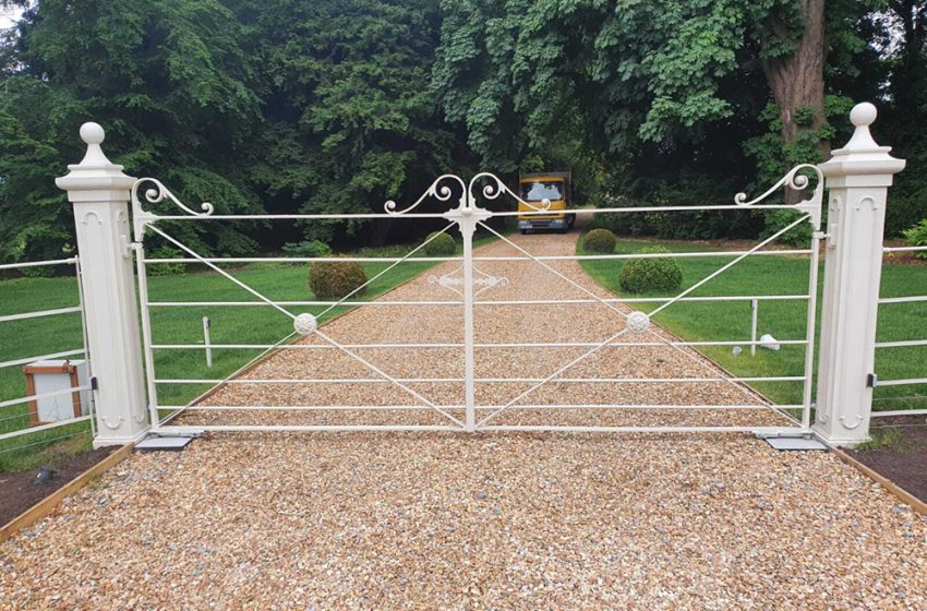  TRANSFORM YOUR PROPERTY WITH PREMIUM IRONWORK FROM COTSWOLD DECORATIVE IRONWORKERS