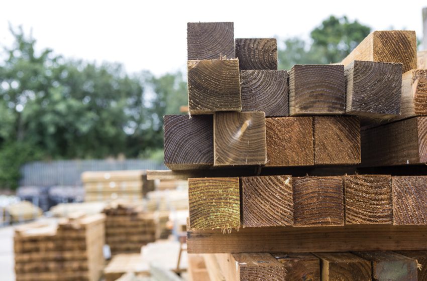  MOLE VALLEY FARMERS EXPANDS ITS FENCING RANGE FOR SPRING