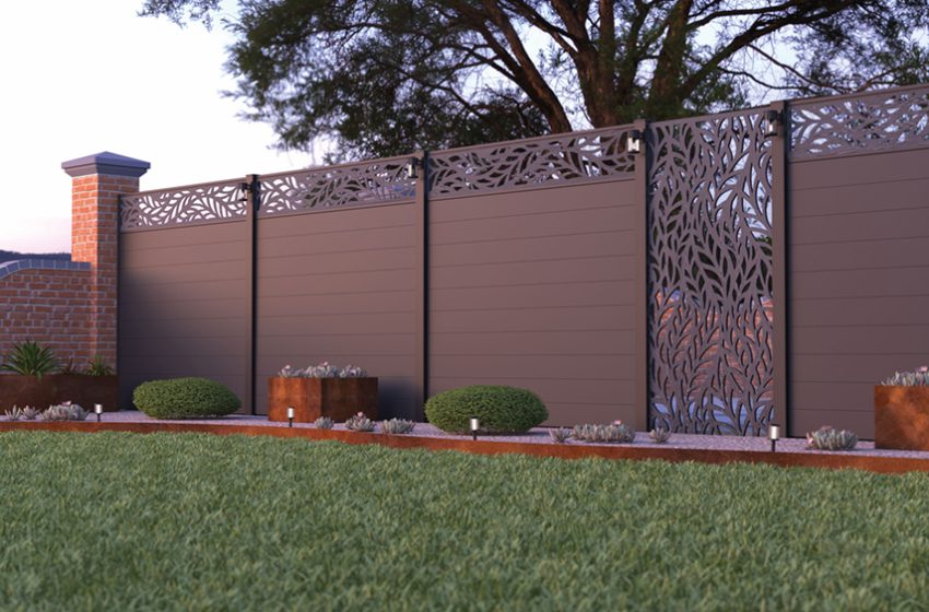  TIMBER, COMPOSITE OR ALUMINIUM MAKING THE RIGHT LONG-TERM CHOICE FOR FENCING